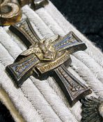 stalin_cross_x_cl_a.jpg