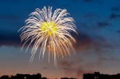 Салют "Мечта" на 25 выстрелов