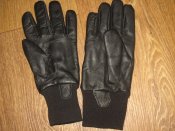 Лот №А2295 Перчатки черные кожаные утепленные р. 7