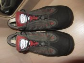 Рабочие кроссовки Финляндии со стальным носком.