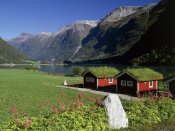 lakesidehomesoldenvatnelk1.jpg