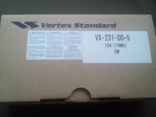 Рация Vertex Standard VX-231 + ларингофон + гарнитура скрытого ношения