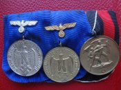 Группа из 3-х наград на колодке (3й Рейх).