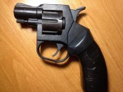 Сигнальный стартовый   пистолет револьвер Рс-22 под жевело