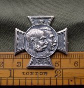 Австро-Венгерский знак 1914 г. Франц Иосиф и Вильгельм II. Ges. Gesch,