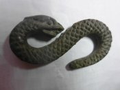 Старинный подвес в ввиде "змейки".