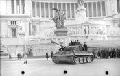 Italien,_Rom,_Tiger_I_vor_Vittoriano.jpg