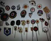 red cross/красный крест 46 знаков различных стран