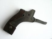 Бокова кришка револьвера Наган 1937 комплектна з бакелітом