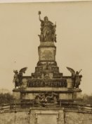 фото третьего рейха 3 шт + 1 фото во время революции   всего  4 шт