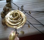 Розы из латуни артиллерийских гильз