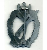 Пехотный штурмовой знак в серебре.