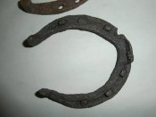 2 подковы с позиций по войне .