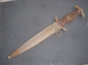 9050490.jpg