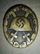 Знак " За ранение " третей степени.