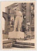Parteihaus.jpg