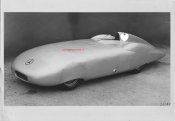 Mercedes-Benz Stromlinien-Rennwagen.jpg