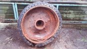 Опорный каток Т-34(с попаданием)