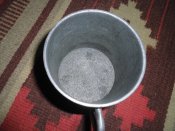 кружка алюм. / ркка/ , артель " металлист" г. Сталино.