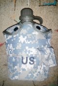 Фляга US 1 литр с подфляжником в комплектном термочехле ACU!