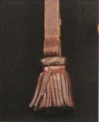 Кожаный темляк с открытой кистью (кавалерия на запястье).jpg