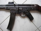 StG 44 7757 085 (Medium).jpg