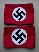 Две нарукавные повязки членства в NSDAP.  С 1 гривны.