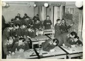 Ausbildung in der Blindflugschule Brandis.jpg
