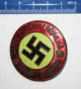 Значок «Alles für Deutschland». Зеленый. Копия (сувенир).