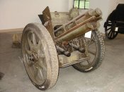 Obice da 75-18 M35 Museum.jpg