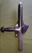 Телескопическая дубинка-тонфа Monadnock 36-61 см. в чехле. USA, оригинал.