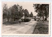 2 фото «Колонна войск на марше». № 1021