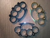 кастет 4х пальцевый, 3шт за 350
