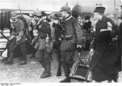 Bundesarchiv_Bild_183-R19231,_Berlin,_Mobilmachung.jpg