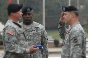 US_Army_51630_FORSCOM_CG_presents_U.S._flag_to_Maj._Gen._Yingling.jpg
