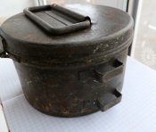 емкость  для смазки  (Heeres Behälter für Wagenschmiere)