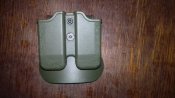 IMI Defense. Подсумок пластиковый поясной поворотный для двух запасных двухрядных магазинов