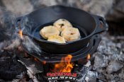 petromax-petromax-cast-iron-camp-fire-ring-trivet (4).jpg