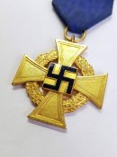 Гражданская выслуга 40 лет.
