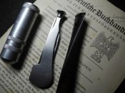Большой лот личных вещей солдата-курильщика Вермахта на ВМВ.