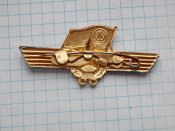 Нагрудный знак прапорщика Советской армии.