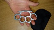 Кастет стальной классический с чехлом