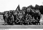 Bundesarchiv_Bild_183-1988-0727-507,_Berlin,_Horst_Wessel_mit_34._SA-Sturm.jpg