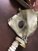 Лот противогазы,фильтры и сумки