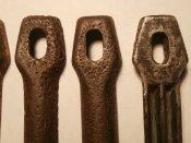 5 колышков для палаток .  3 рейх .