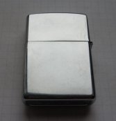зажигалка Zippo 250JB 928 Jim Beam Pewter Emblem 1997 (2).jpg