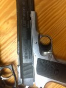 Три пневматических пистолета на запчасти