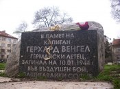 Gerhard_Wengel_memorial_slab_in_Sofia.JPG