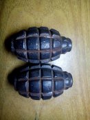 3 гранаты Ф-1 с клеймами.