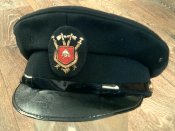 Черная фуражка